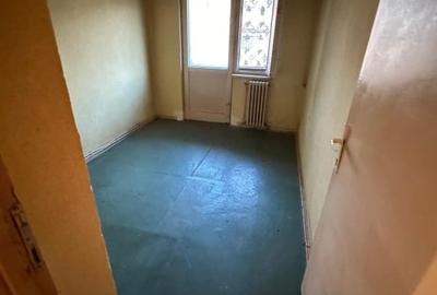 🏠 Apartament  4 camere decomandate – Micro 5, între fostul Comtim și DDCHIM - 2