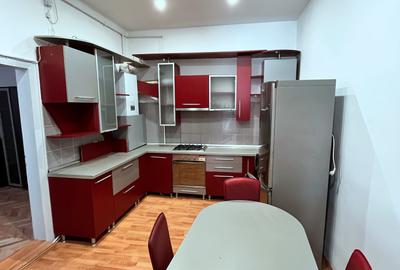 Casă cu 4 camere cu Canalizare în Gruia - 3