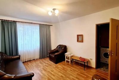 Apartament cu 2 camere semidecomandat în Ultracentral