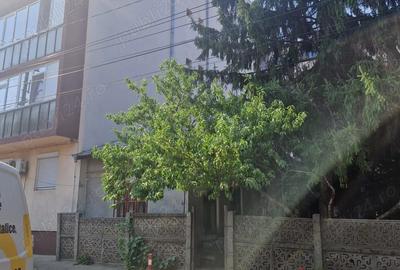 Casă cu 4 camere cu Teren 181 Mp în Exterior Vest - 1