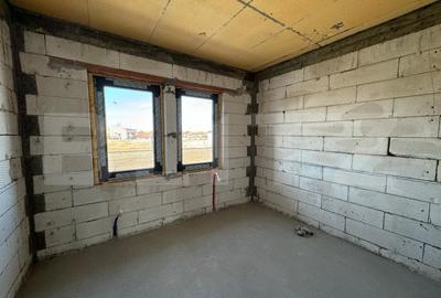 Casa semi-finisata P + E, 119 mp utili, teren 339 mp, Pielesti, zona Magnolia - 7