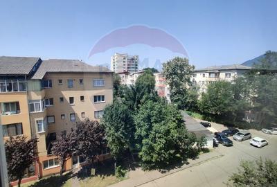 Apartament de inchiriat  cu 3 camere in zona Centrala - 4