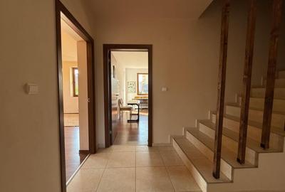 Casa spatioasa,perfecta pentru locuit sau investitie - 18