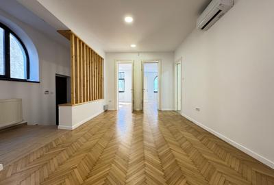 Duplex cu 10 camere cu Teren 180 Mp în Capitale - 13