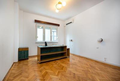 Apartament cu 3 camere în Unirii - 9