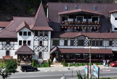 Hotel/Pensiune, de 1,346 mp, în Nord - 1