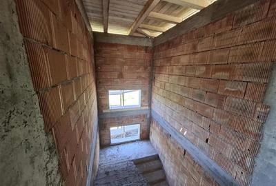 Casă individuală cu 4 camere cu Teren 450 Mp în Valea Adâncă - 24