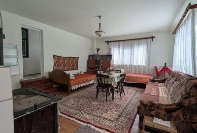 Casă cu 4 camere în Dumitra - 7