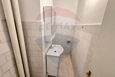 Spatiu comercial de inchiriat - zona centrala- 9 Mai - 3