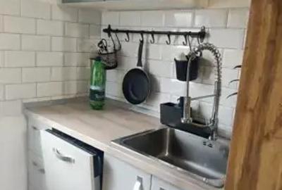 Vand apartament 2 camere - decomandat - 4