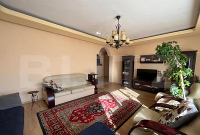 Vila D + P + E + M de 600 mp utili, teren de 1.400 mp, Cata - 15