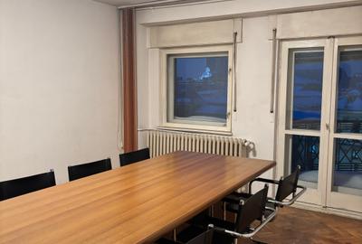 Apartament cu 4 camere decomandat în Unirii - 3