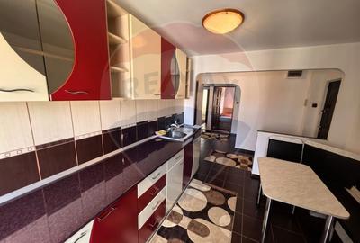 Apartament cu 3 camere decomandat, mobilat în Central - 2