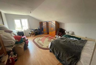 Casă cu 4 camere cu Teren 160 Mp în Central - 9