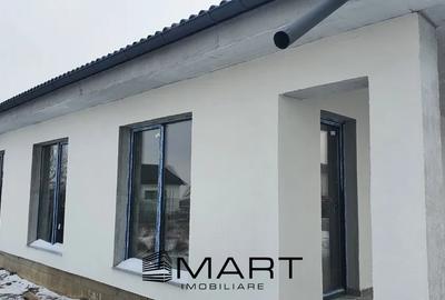 Casă individuală cu 4 camere cu Teren 405 Mp în Sânpetru