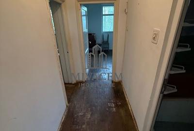 Apartament cu 3 camere semidecomandat în Calea București - 3