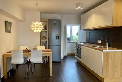 Inchiriez apartament, 2 camere, Casa Poporului, bl.Libertatii, loc parcare - 9