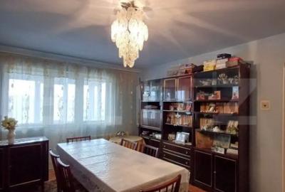 Apartament cu 3 camere decomandat în Turda - 3