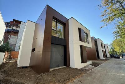 Casă individuală cu 6 camere cu Teren 350 Mp în Pipera - 18