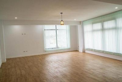 Spațiu comercial, de 54 mp, în Dornești