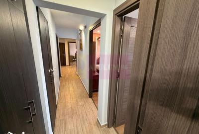 Apartament cu 3 camere în Central - 9