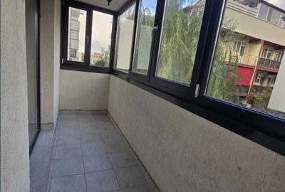 Garsonieră decomandată, mobilată în Tei