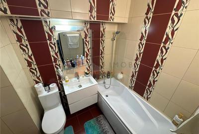 Apartament cu 3 camere decomandat, mobilat în 1 Decembrie - 13