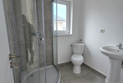 Casă cu 3 camere cu Canalizare în Central - 8