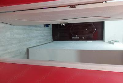 Garsonieră decomandată în Central - 8