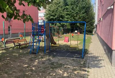 Apartament cu 3 camere semidecomandat în UTA - 4