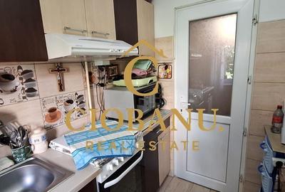 Apartament 3 camere ETAJ 1 de vanzare zona Craiovita Noua - 8