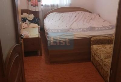 Apartament cu 4 camere semidecomandat, mobilat în Policlinica - 2