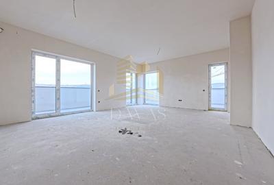 Apartament cu 3 camere semidecomandat în Baciu