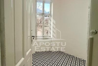 Apartament deosebit in cladire istorica, zona Piata Romanilor - 11