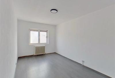 Tur Virtual! Apartament cu trei camere, decomandat, Stefan cel Mare, Sacele, Bra - 5