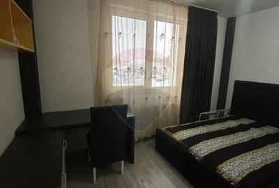 Apartament 3 camere de închiriat bloc nou lift în zona ultra Central - 14