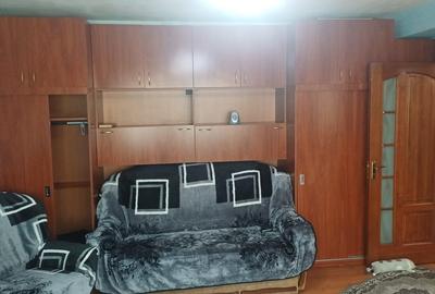 Garsonieră decomandată în Tei - 5