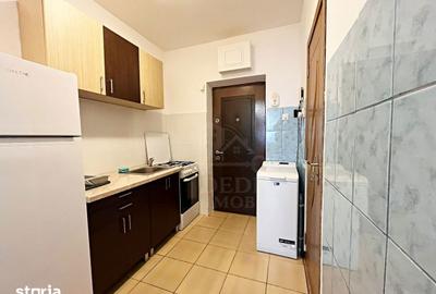 Garsonieră semidecomandată în Decebal - 2