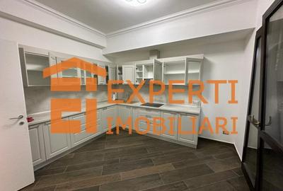 Casă individuală cu 7 camere cu Teren 400 Mp în Faleza Nord - 3
