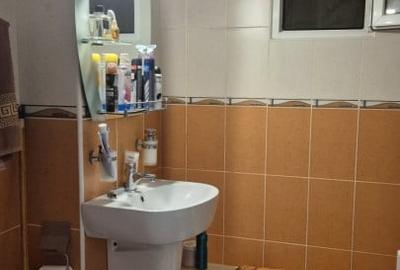 Apartament cu 3 camere decomandat, mobilat în Km 5 - 9