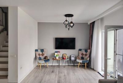 Casă cu 4 camere cu Teren 250 Mp în Central - 2