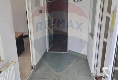 Ansamblu casa de locuit, hala productie ,spatiu de birouri si teren - 8