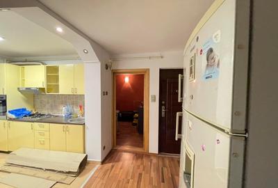 Ap. 3 camere , decomandat , centrala pe gaz - Complex Studentesc - 4