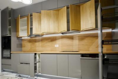 Casă cu 4 camere cu Teren 400 Mp în Central - 15