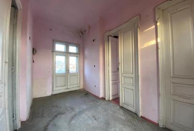 Casă individuală cu 10 camere cu Canalizare în Cișmigiu - 12