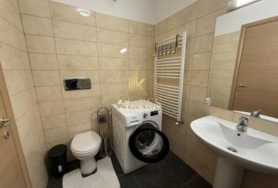 De vanzare apartament decomandat cu 2 camere  in Baneasa - 8