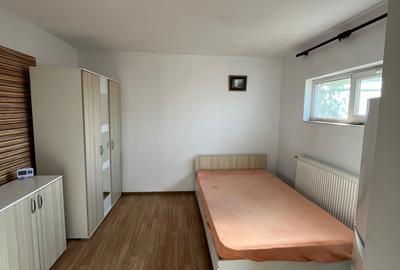 Casă cu 4 camere în Moara de Vânt - 2