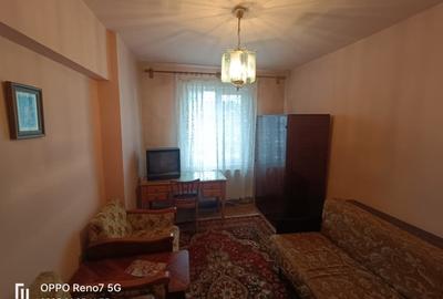 Apartament cu 3 camere de vanzare Libertații - 4