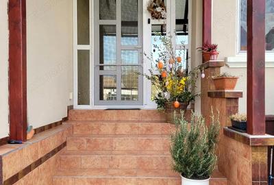 Casă cu 5 camere cu Teren 1579 Mp în Central - 7