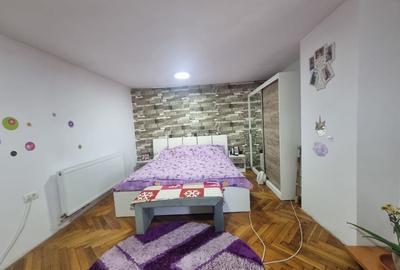 Casă individuală cu 4 camere cu Canalizare în Est - 2